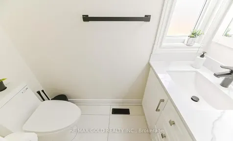 81 Drake Boulevard Brampton ON L6T 3L2