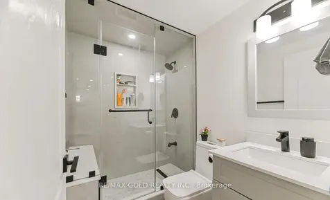 81 Drake Boulevard Brampton ON L6T 3L2