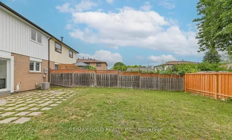 81 Drake Boulevard Brampton ON L6T 3L2