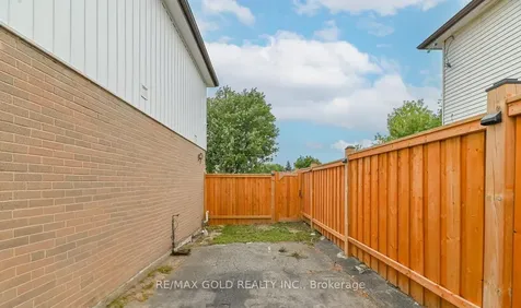 81 Drake Boulevard Brampton ON L6T 3L2