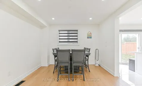 81 Drake Boulevard Brampton ON L6T 3L2