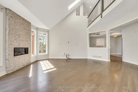 5 Classic Drive Brampton ON L6Y 5G9