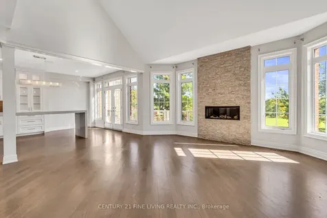 5 Classic Drive Brampton ON L6Y 5G9