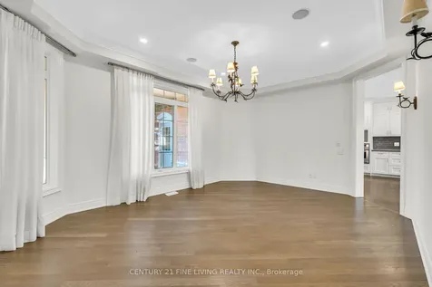 5 Classic Drive Brampton ON L6Y 5G9