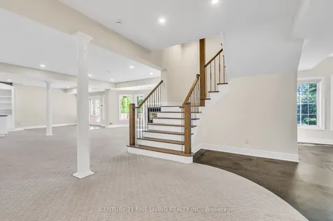 5 Classic Drive Brampton ON L6Y 5G9