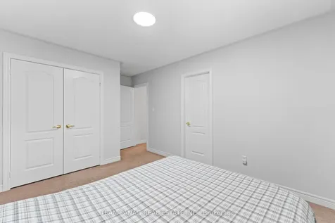 38 Stephanie Avenue Brampton ON L6Y 0R8