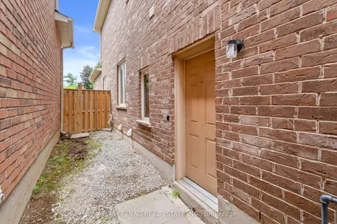 38 Stephanie Avenue Brampton ON L6Y 0R8