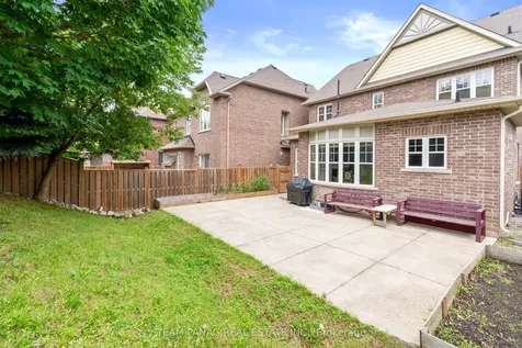 38 Stephanie Avenue Brampton ON L6Y 0R8