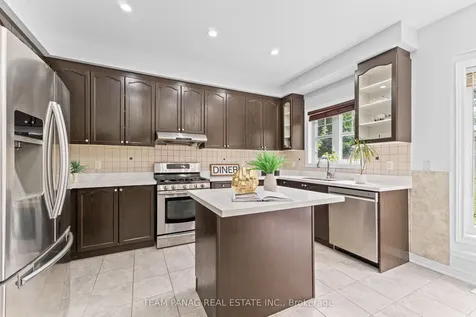 38 Stephanie Avenue Brampton ON L6Y 0R8