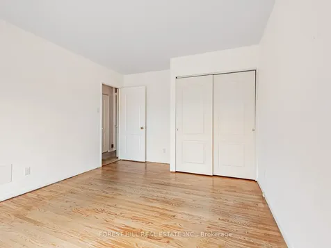 19 Drayton Crescent Brampton ON L6T 3G6