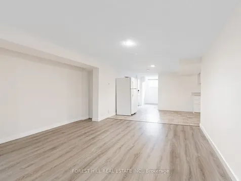 19 Drayton Crescent Brampton ON L6T 3G6