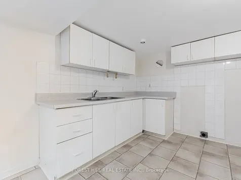 19 Drayton Crescent Brampton ON L6T 3G6