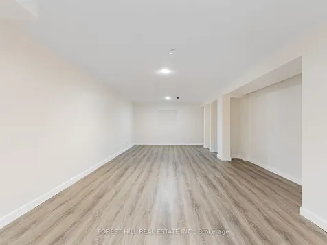 19 Drayton Crescent Brampton ON L6T 3G6