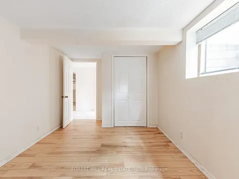 19 Drayton Crescent Brampton ON L6T 3G6