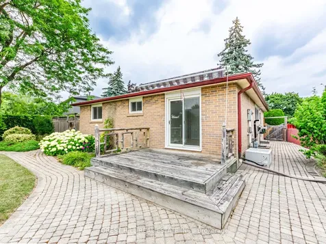 19 Drayton Crescent Brampton ON L6T 3G6