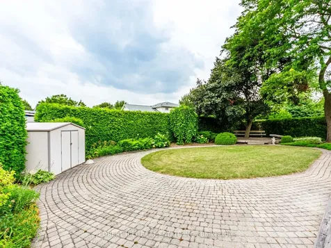 19 Drayton Crescent Brampton ON L6T 3G6