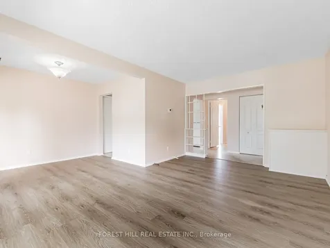 19 Drayton Crescent Brampton ON L6T 3G6