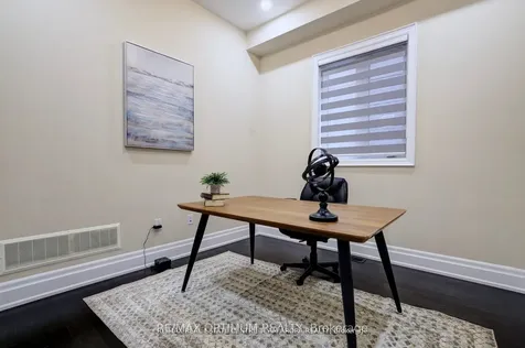 5 Walkercleave Drive Brampton ON L6X 5R4