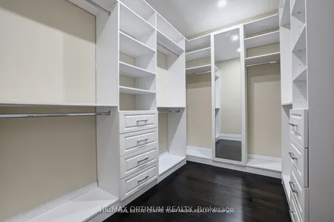 5 Walkercleave Drive Brampton ON L6X 5R4