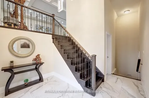 5 Walkercleave Drive Brampton ON L6X 5R4