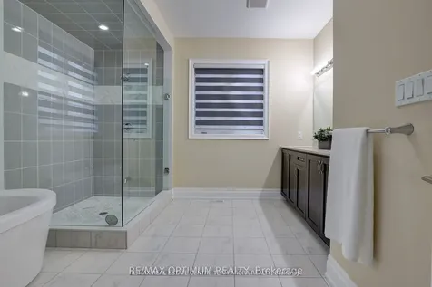 5 Walkercleave Drive Brampton ON L6X 5R4