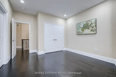 5 Walkercleave Drive Brampton ON L6X 5R4