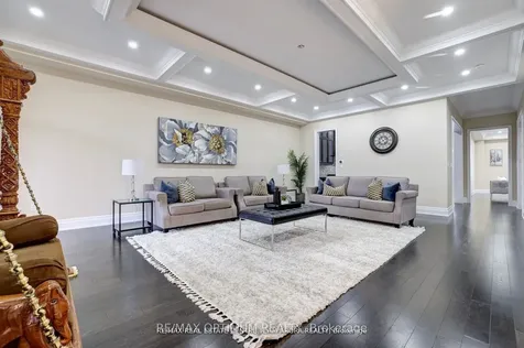 5 Walkercleave Drive Brampton ON L6X 5R4