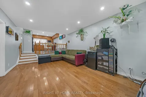 2901 Jane Street Toronto ON M3N 2J8