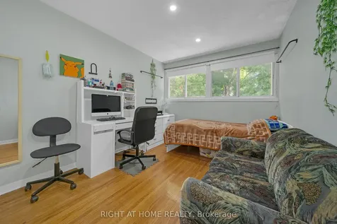 2901 Jane Street Toronto ON M3N 2J8