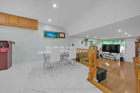 2901 Jane Street Toronto ON M3N 2J8