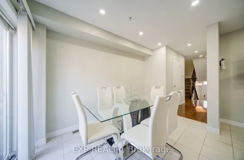 2280 Baronwood Drive Oakville ON L6M 4Z5