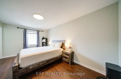 2280 Baronwood Drive Oakville ON L6M 4Z5