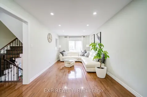 2280 Baronwood Drive Oakville ON L6M 4Z5