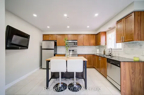 2280 Baronwood Drive Oakville ON L6M 4Z5