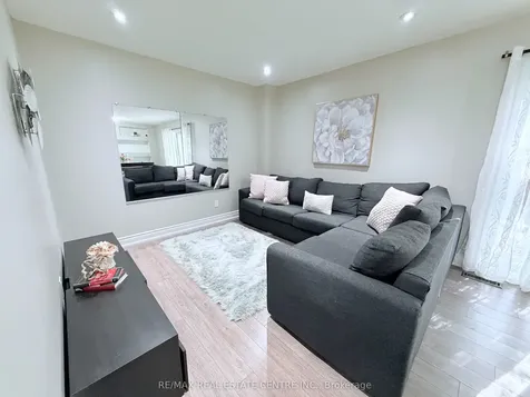 2755 Windwood Drive Mississauga ON L5N 2C8