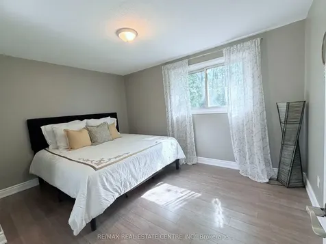 2755 Windwood Drive Mississauga ON L5N 2C8