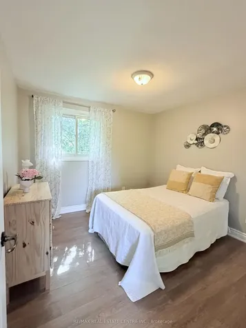 2755 Windwood Drive Mississauga ON L5N 2C8