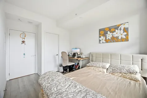 1787 St Clair Avenue W Toronto ON M6N 0B7