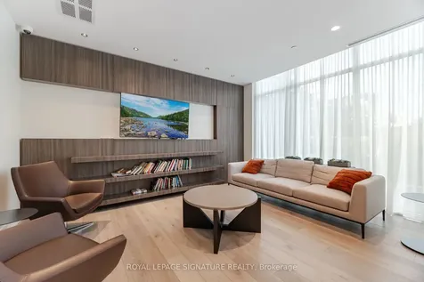1787 St Clair Avenue W Toronto ON M6N 0B7