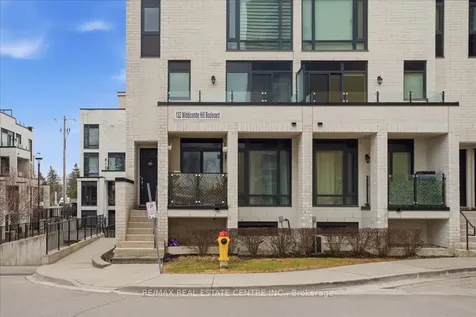 132 Widdicombe Hill Boulevard Toronto ON M9R 0A9