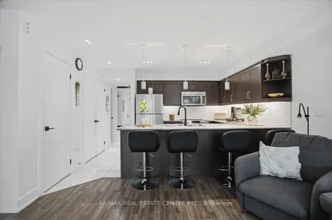 132 Widdicombe Hill Boulevard Toronto ON M9R 0A9