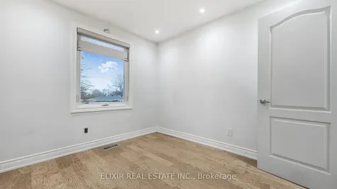 43 Bromley Crescent Brampton ON L6T 1Z2
