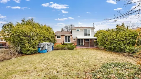 43 Bromley Crescent Brampton ON L6T 1Z2