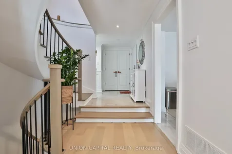 168 Kingsbridge Garden Circle Mississauga ON L5R 1T5