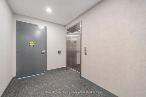 3285 Carding Mill Trail Oakville ON L6M 1S1