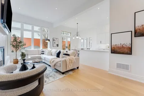19 Connorvale Avenue Toronto ON M8W 3Z9