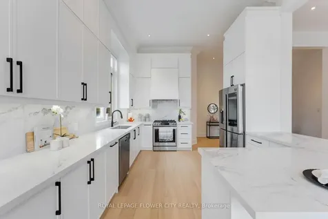 19 Connorvale Avenue Toronto ON M8W 3Z9