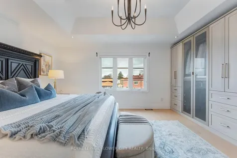 19 Connorvale Avenue Toronto ON M8W 3Z9