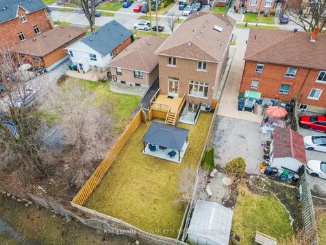 19 Connorvale Avenue Toronto ON M8W 3Z9