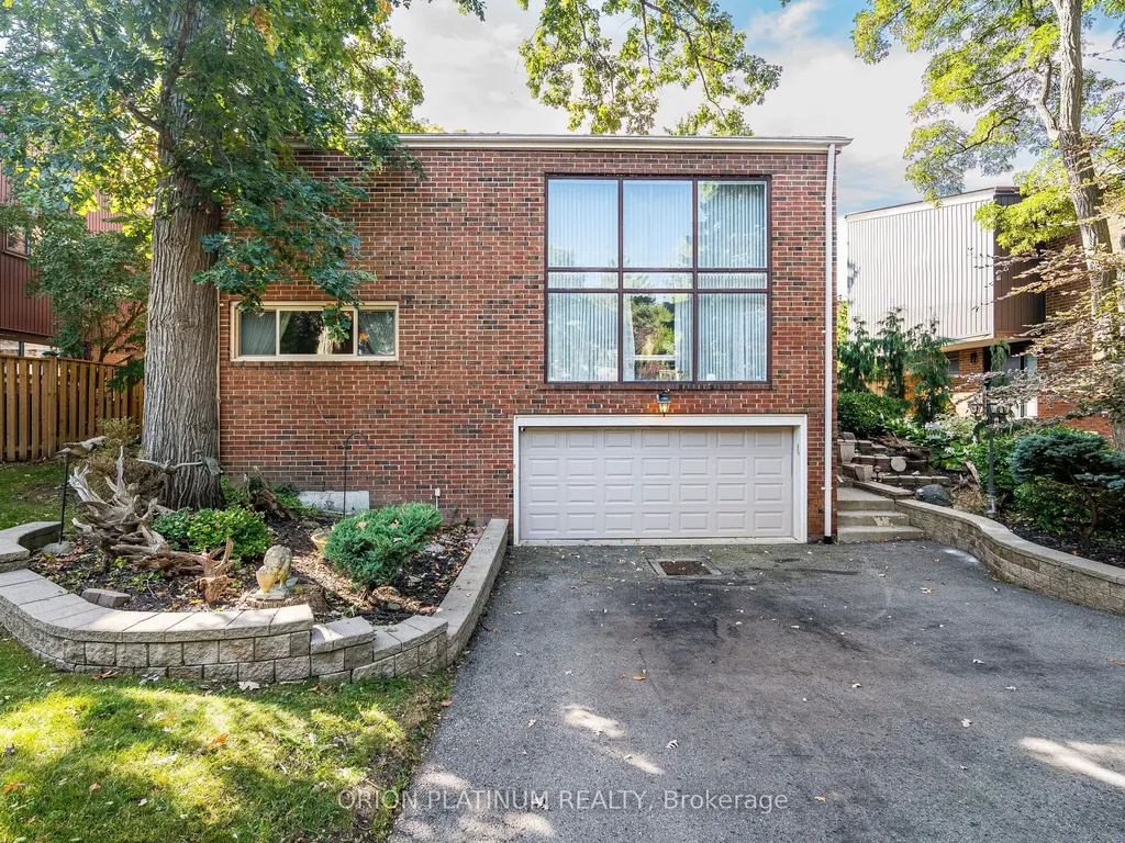 3636 Pitch Pine Crescent Mississauga ON L5L 1P8